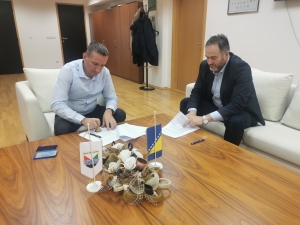 Ministar Nisvet Hrnjić u posjeti općini Gornji Vakuf-Uskoplje, podržani infrastrukturni projekti u vrijednosti od 105.000,00 KM